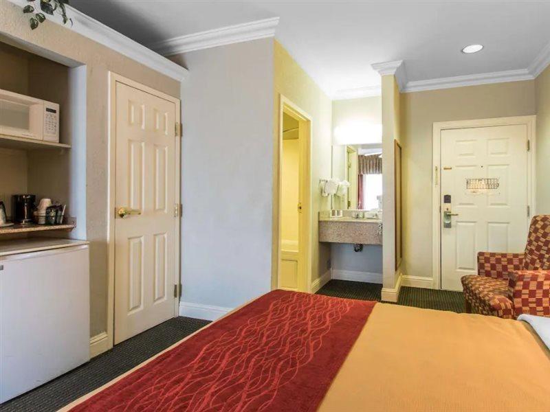 Comfort Inn At Northwest Expressway Oklahoma City Eksteriør billede